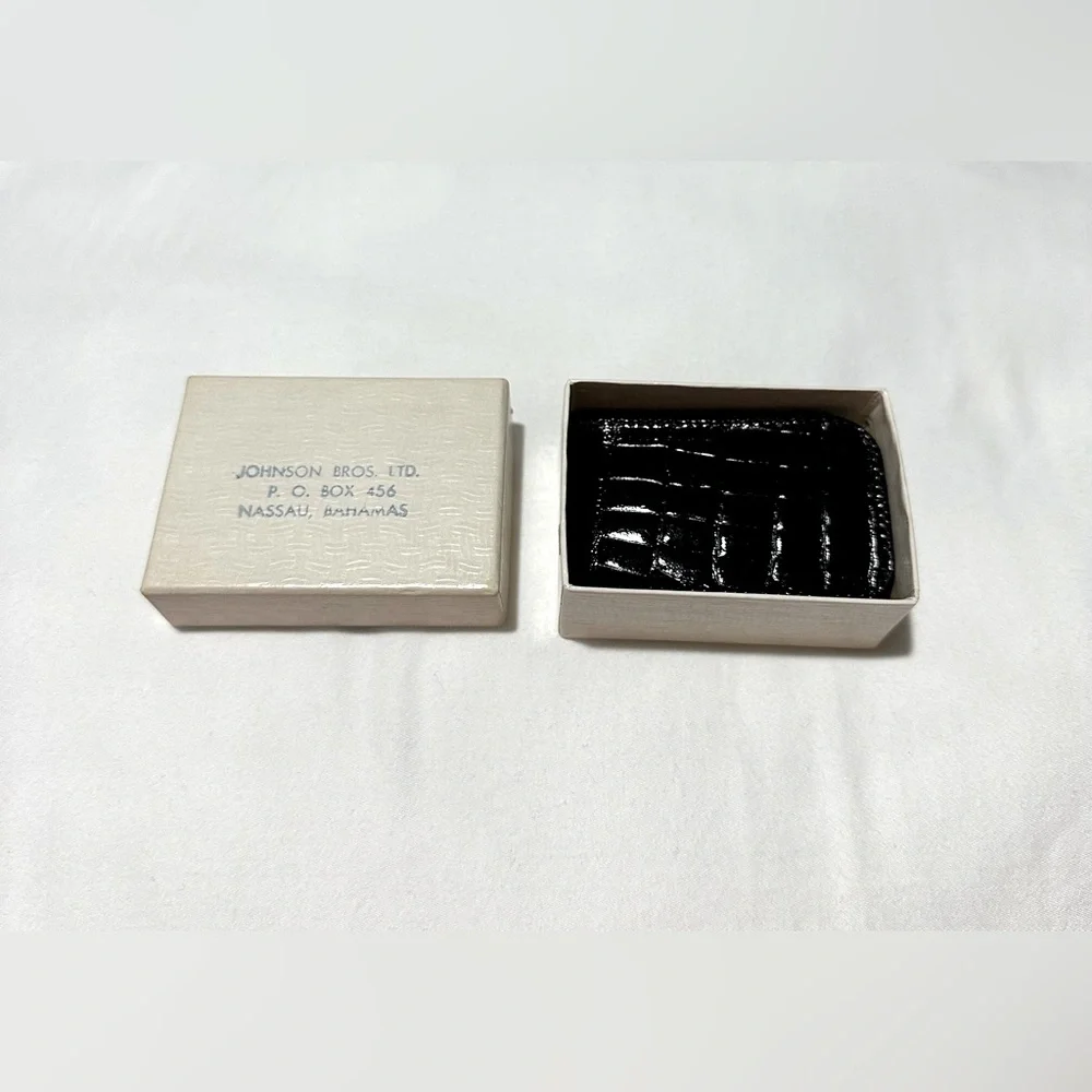 Genuine vintage JOHNSON BROS LTD black alligator magnetic money clip